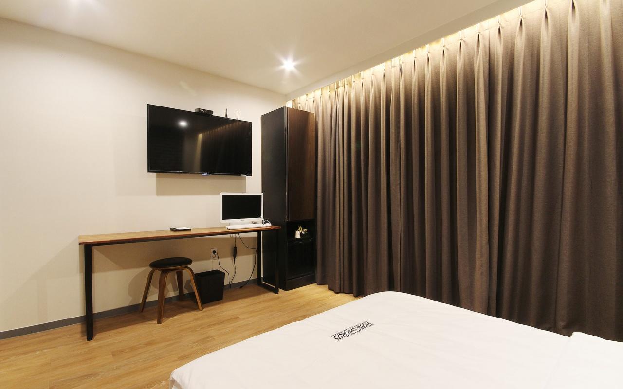 Hotel Chicago Jinju Exterior photo