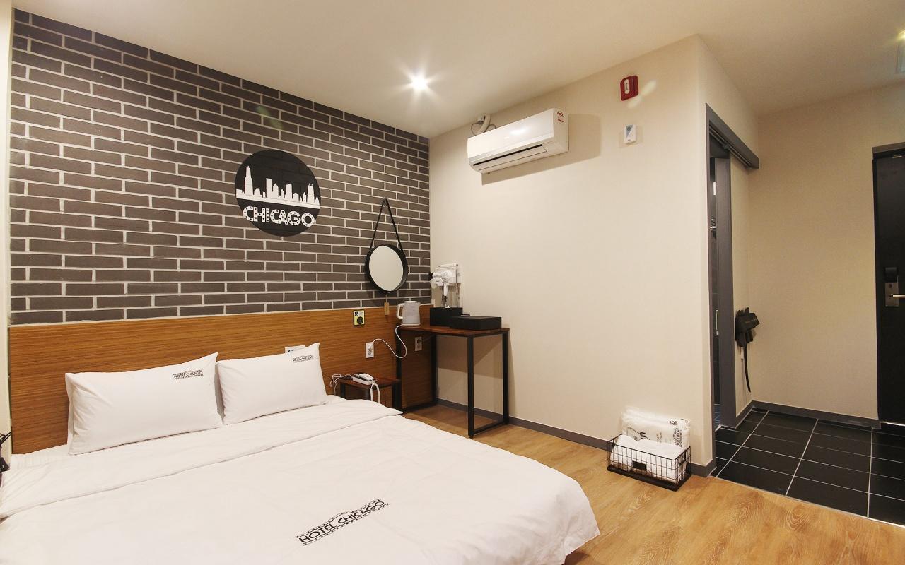 Hotel Chicago Jinju Exterior photo
