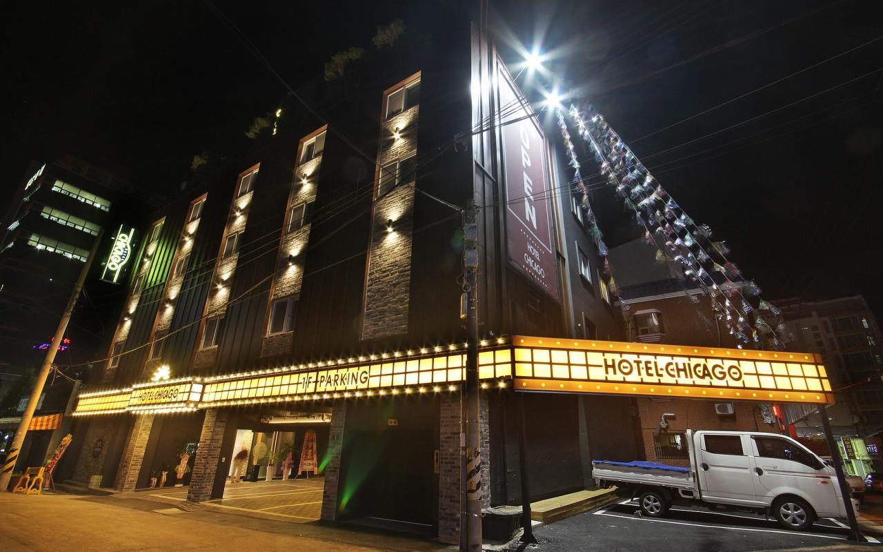 Hotel Chicago Jinju Exterior photo